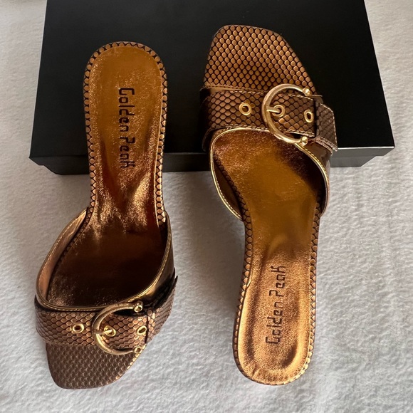 Golden Peak Bronze Size 8 - Picture 3 of 5